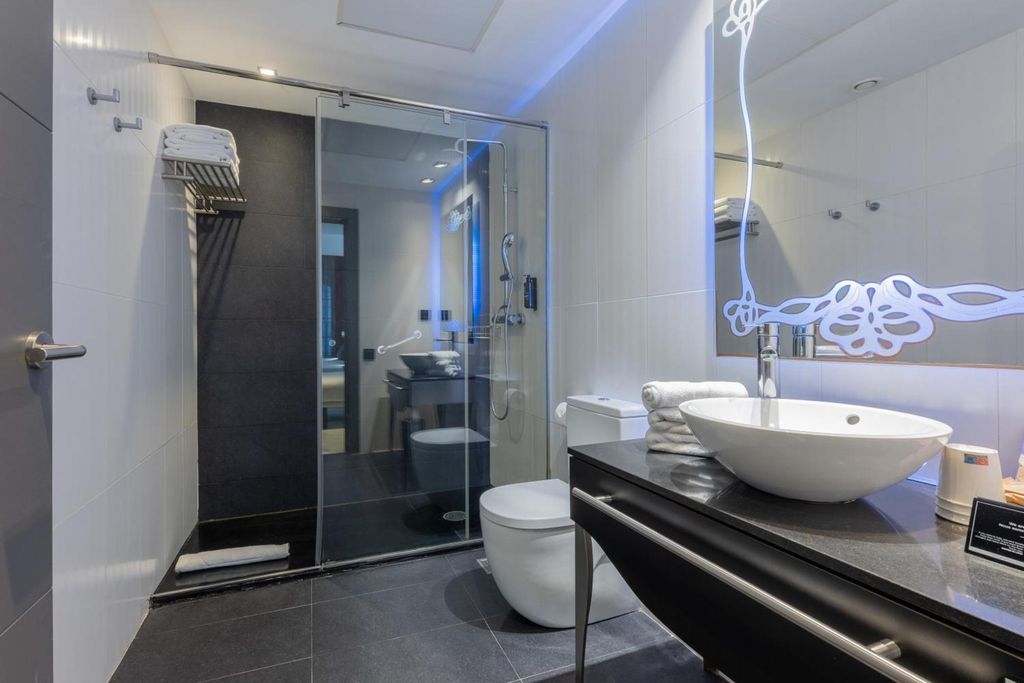 Double or Twin Room Extra Bed